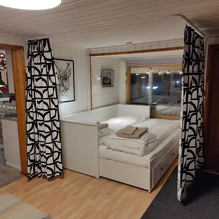 Rentola Lapland - Private And Cozy Beach Cottage - Northern Lights - Sauna シャレー *