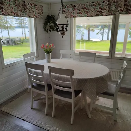 Rentola Lapland - Private And Cozy Beach Cottage - Northern Lights - Sauna