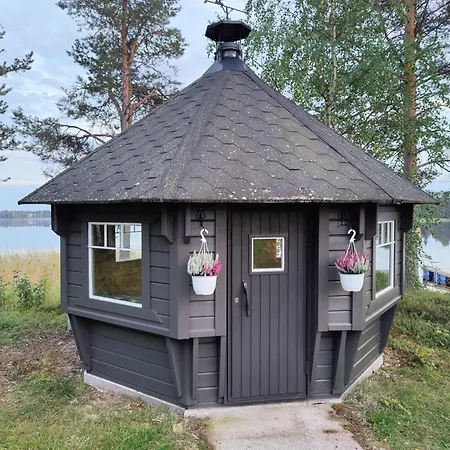 Rentola Lapland - Private And Cozy Beach Cottage - Northern Lights - Sauna *