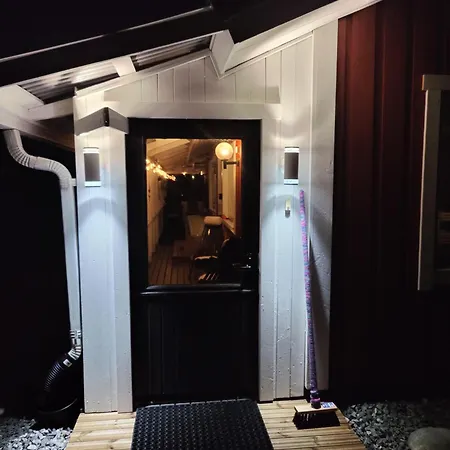 Rentola Lapland - Private And Cozy Beach Cottage - Northern Lights - Sauna * ロヴァニエミ