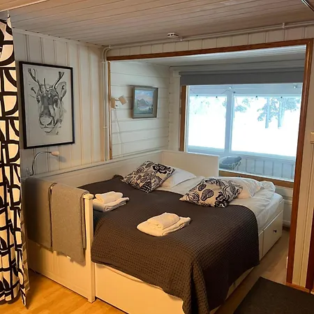Rentola Lapland - Private And Cozy Beach Cottage - Northern Lights - Sauna シャレー *